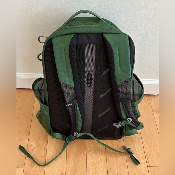 Osprey Proxima 30L Backpack – Firestarter Orange | Laptop & Everyday Pack - Picture 3 of 4